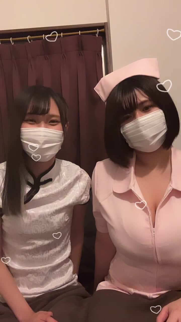 Relaxation & Spa Kokuaのインスタグラム：「みほちゃんと2人でインスタライブやりました🖤  コスプレイベント残り2日なのでこの機会に来ていただけると嬉しいです🙌🏻」