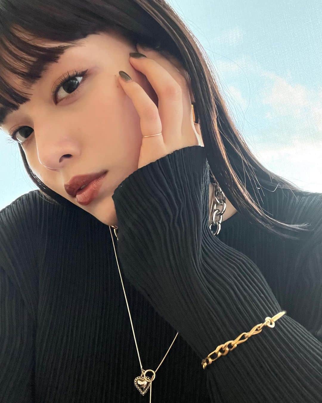 内山愛のインスタグラム：「@lohmejewelry 🌕」