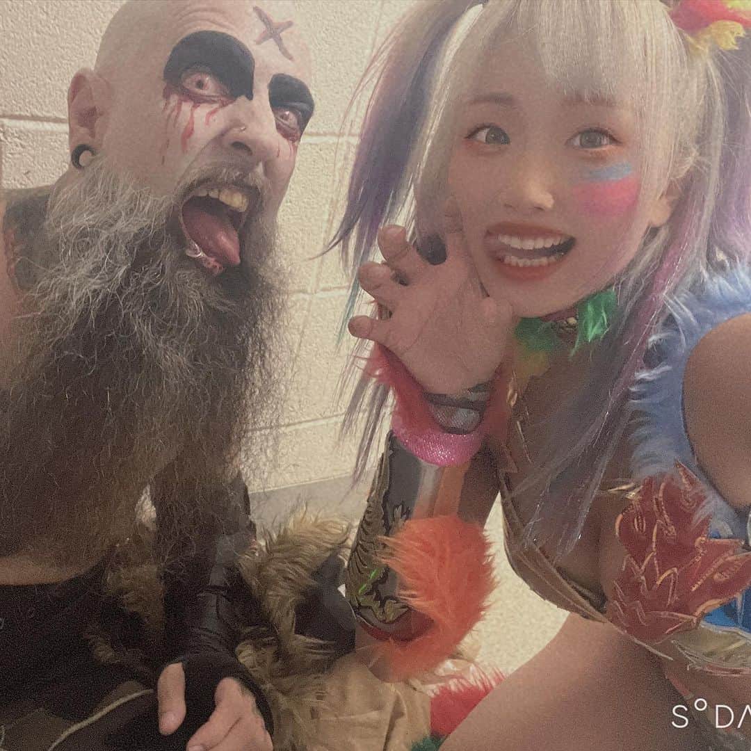 卯渚さやかのインスタグラム：「I made a bad friend」