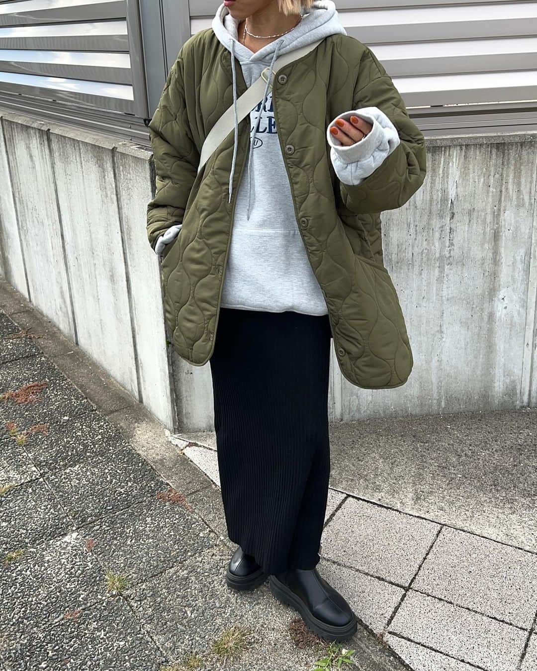 annaのインスタグラム：「.  軽くて着やすい キルティングジャケット🤎 @riberry.official   今の時期から着れちゃう🥰 オーバーサイズだから中にも着込めるし 長く使えるー🥳✨  #Riberry#Riberry_snap#リベリー#zozotown#ゾゾタウン#秋コーデ#冬コーデ#カジュアルコーデ#大人カジュアルコーデ#オトナカジュアルコーデ#ゆるコーデ#158cmコーデ#骨格ナチュラルコーデ#きょこ#30代ファッション#30代コーデ」