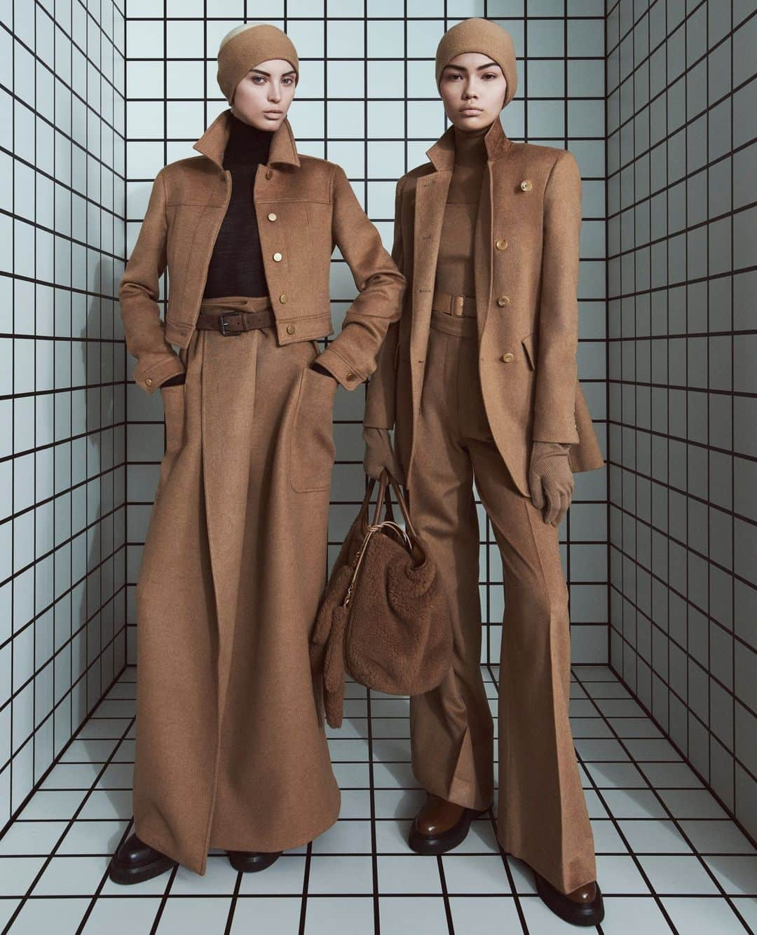 マックスマーラのインスタグラム：「Tonal tailoring. Explore the curated selection of the most loved #MaxMaraFW23 matching jackets and pants. Tap the link in bio for more. #MaxMara」