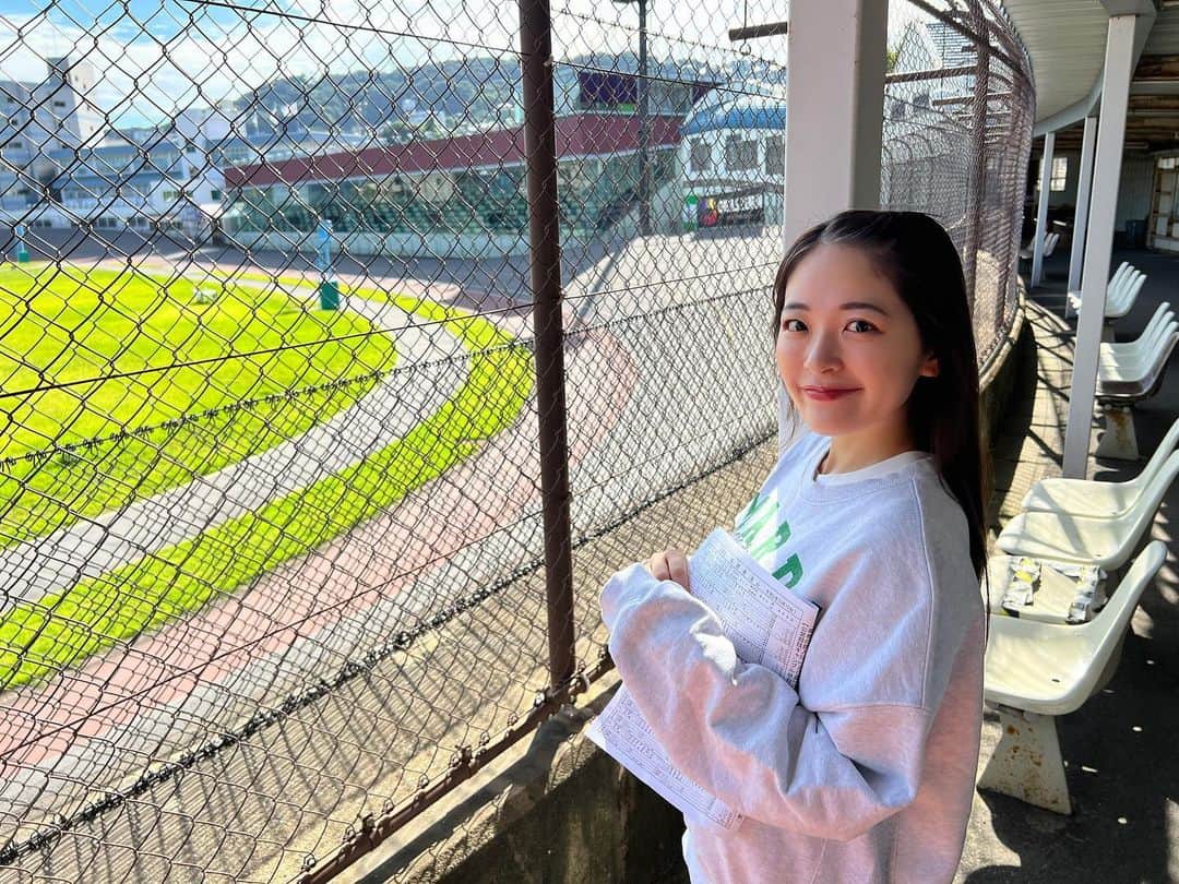 柳瀬さきのインスタグラム：「長崎に来たので佐世保競輪場🚴行きたくて、ことみさんに付き合って頂いて行ってきたよ！！☺️」