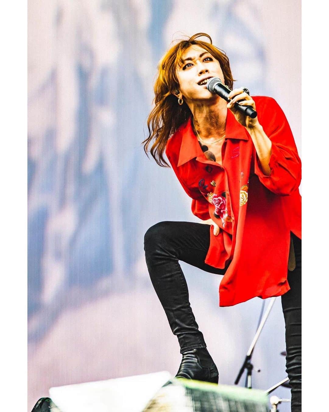 青木カズローのインスタグラム：「2023.07.30 SUPER BEAVER #SUPERBEAVER #fujirockfestival2023 #新潟 #写殺 ※転載転用禁止」