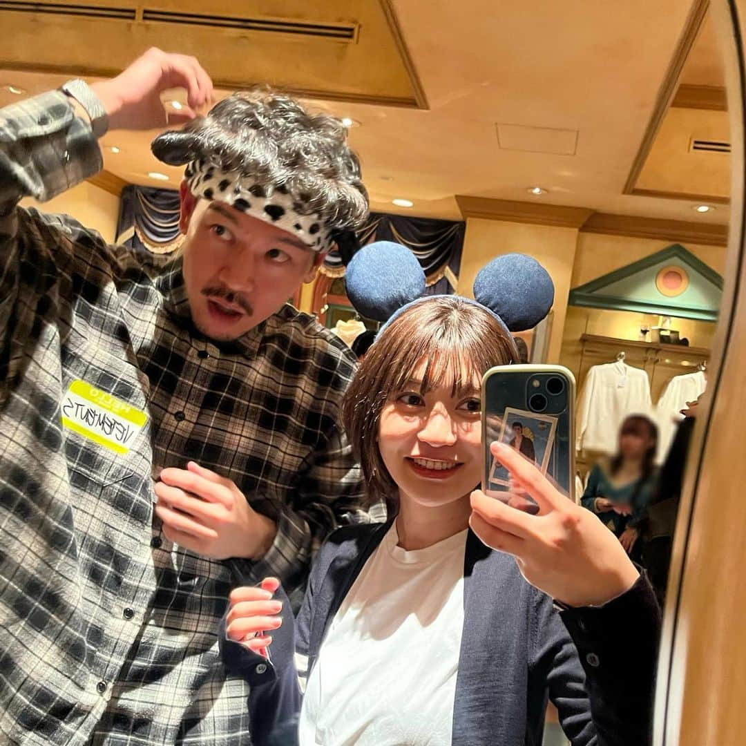 かおるやまさんのインスタグラム写真 - (かおるやまInstagram)「21:00から けーちゃん(@keiichihasegawa )がインスタライブするんだよ🤩  みんな行ってみてね🎈🩷😚  2ショットの要望を多く頂いたので載せさせていただきます🤤🎈  #ディズニー #ディズニーシー」10月13日 20時18分 - kaoruyama59