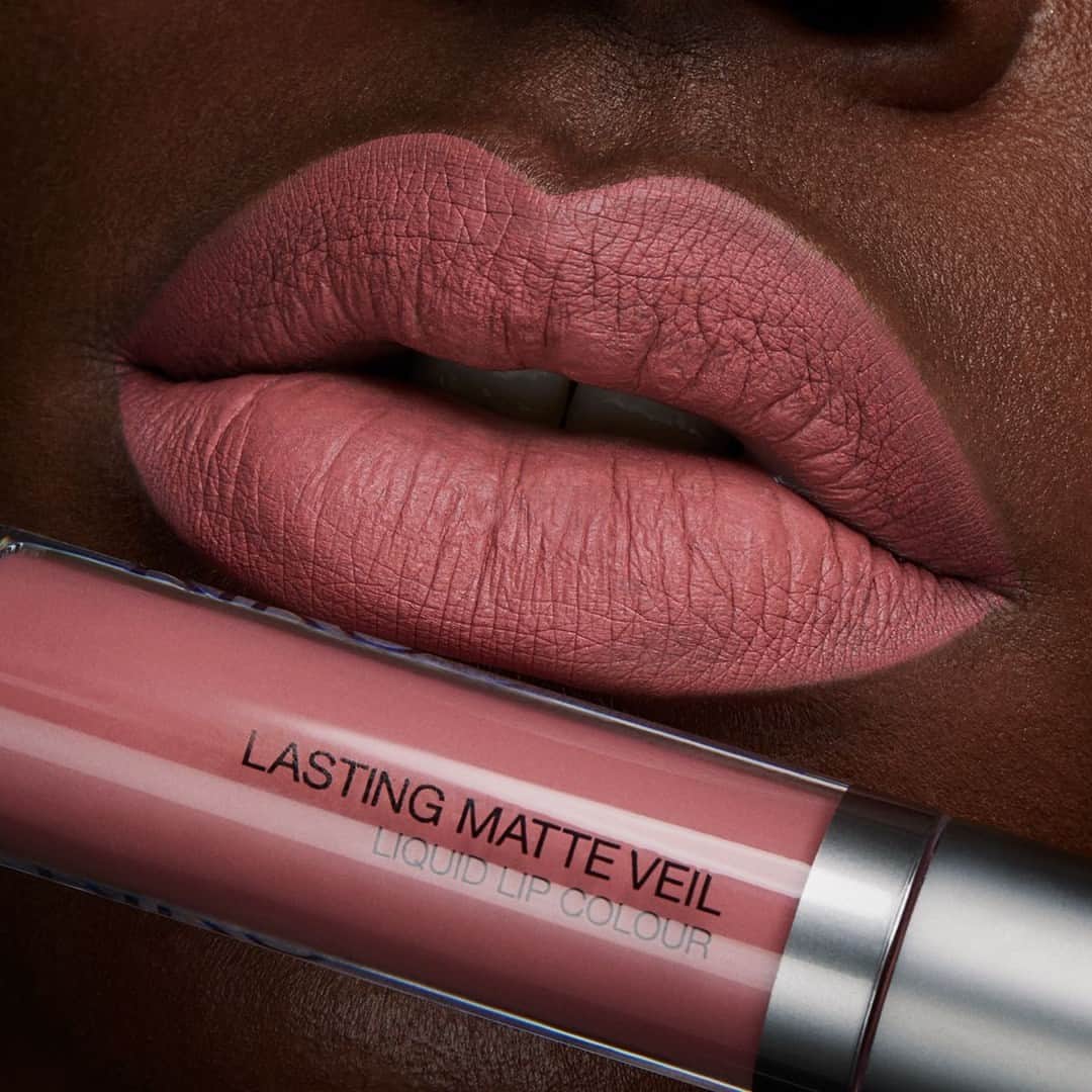 KIKO MILANOさんのインスタグラム写真 - (KIKO MILANOInstagram)「Mad about mattes! 💕 Our New Lasting Matte Veil Liquid Lip Colour has a lightweight texture that lasts up to 10 hours. It’s smudge-proof, feels comfortable and is enriched with jojoba oil 💄 You've gotta give this a whirl! ⁣ ⁣ #KIKOLips #mattelips #liquilipstick #pinklips #mattelipstick ⁣ ⁣ Shade 07」10月13日 20時30分 - kikomilano