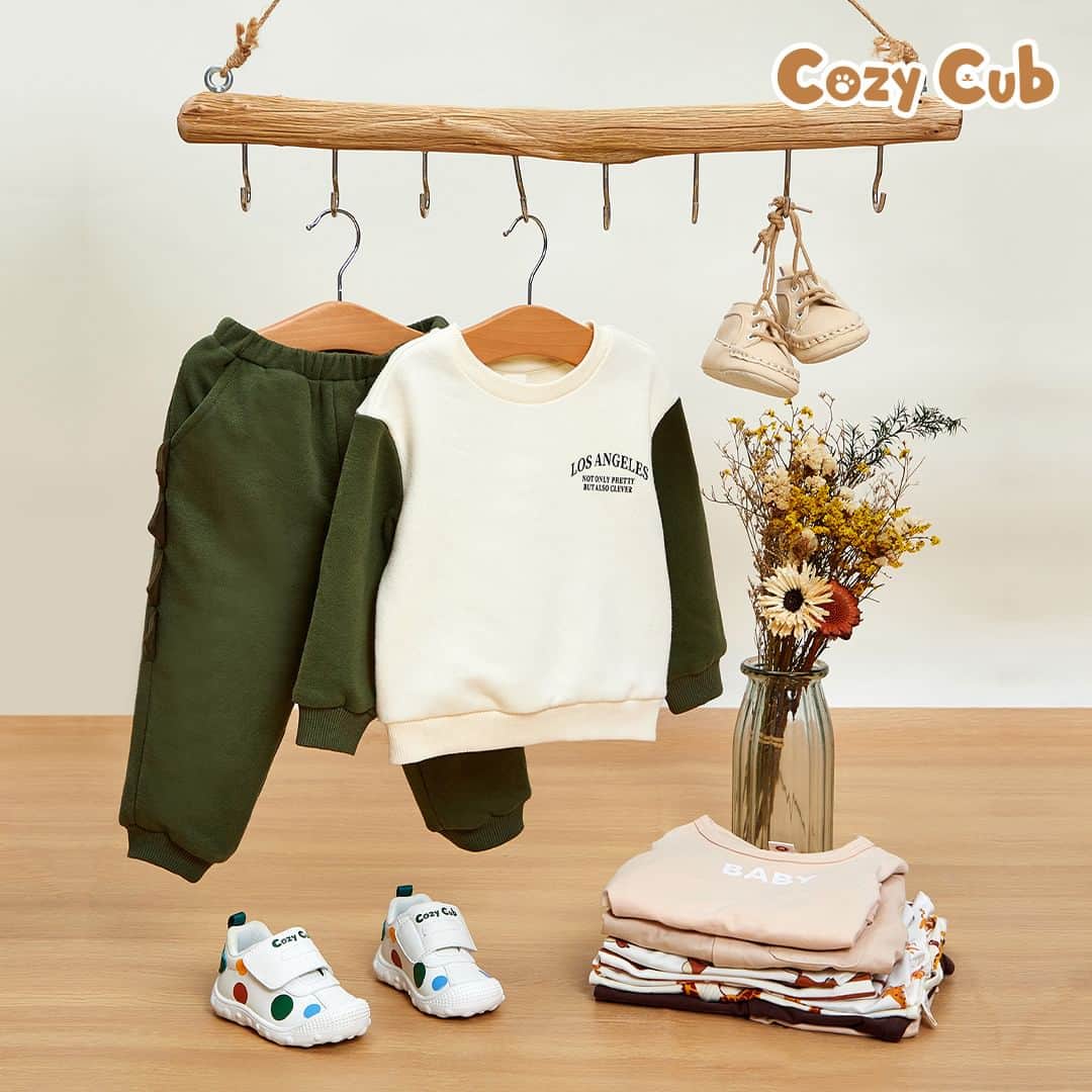 SHEINさんのインスタグラム写真 - (SHEINInstagram)「From warm and snuggly PJs to classic everyday staples, we've got everything your little one needs to stay stylish all season long 😍🍂  #SHEIN #SHEINKIDS #SHEINCozyCub」10月13日 20時30分 - sheinofficial