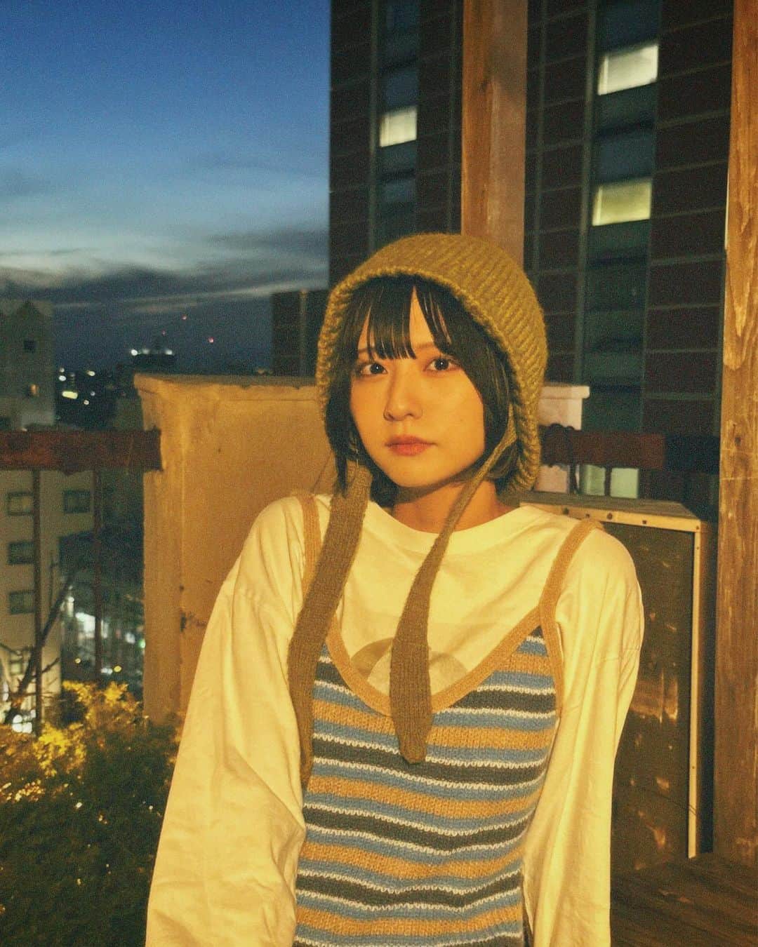 のインスタグラム：「景色綺麗な所すき🌃  こないだ @unelimit_cobo さんの所へ🫶 肌の調子良くなってきてると言われて、嬉しかった、こぼさんのおかげ🥰  #アンリミテット　#エステサロン  #クリスティーナ #乳酸菌ピーリング #デトックス」