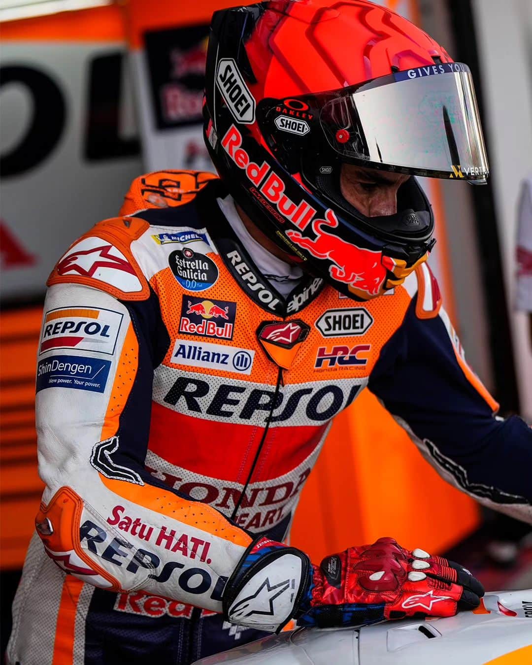 マルク・マルケスさんのインスタグラム写真 - (マルク・マルケスInstagram)「P.6 🏁 Direct to Q2 ✔️ 🙌🏻 Let's go! #IndonesianGP  #MM93 #MotoGP」10月13日 20時37分 - marcmarquez93