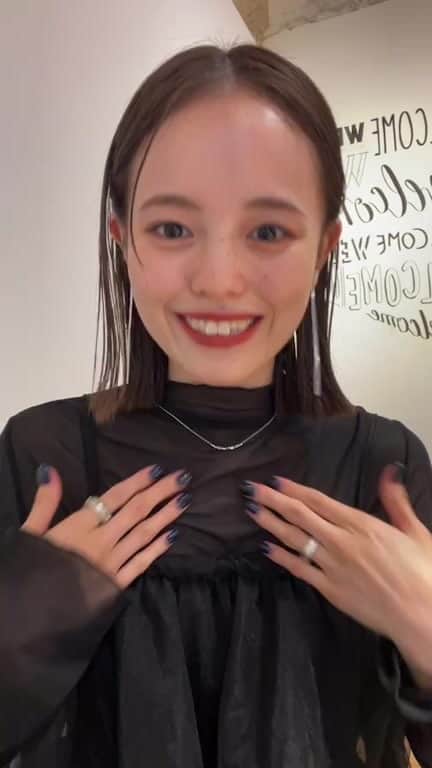 のインスタグラム：「森ワンピ公開中〜♡  お気に入り登録をしてお待ち下さい🥰  なんとなんと残り3アイテム中2アイテムもチラ見せ🙇🏼‍♀️  全ての予約スタートは10/19(木)12:00〜スタート✊🏻  .   #mystic#mystic_2023ss#mystic_mystyle#コーディネート#ワンピースコーデ#ワンピ#秋#秋服#夏服#ワンピース#ジャケット#ジャケットコーデ#ミニスカ#スカート#スカパン#デート#デート服#おでかけ#おでかけコーデ#163cm#163cmコーデ#骨格ウェーブ #骨格ナチュラル#骨格ウェーブ#ニット#ニットコーディネート#秋#冬#原宿#表参道#オケージョン#オケージョンドレス」