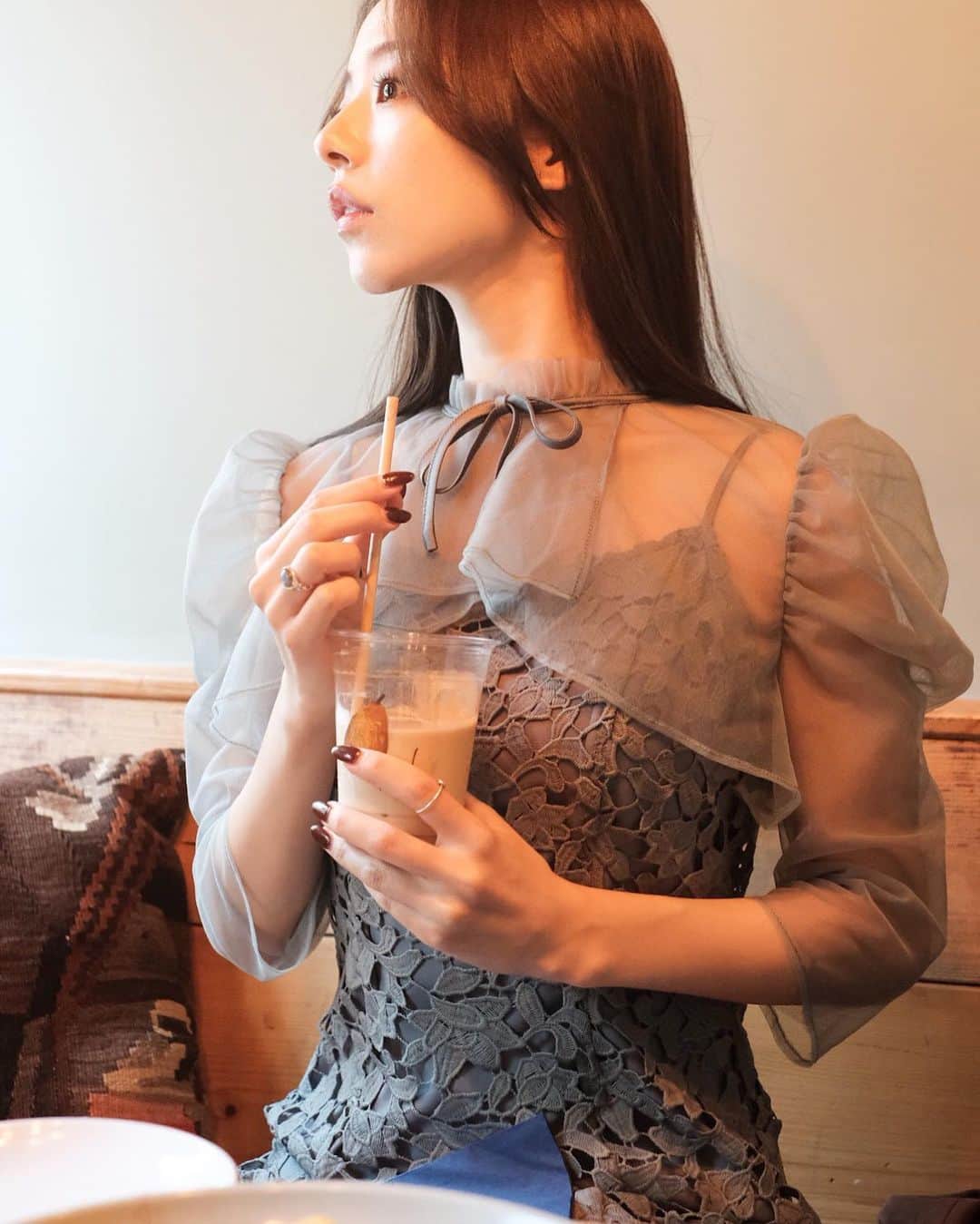 川村真洋さんのインスタグラム写真 - (川村真洋Instagram)「☕️🤎🩵  cafeと私の服装の色味が同じで.. ちょっと嬉しかった🤏ﾌﾌ」10月13日 21時34分 - mahiro_kawamura_official