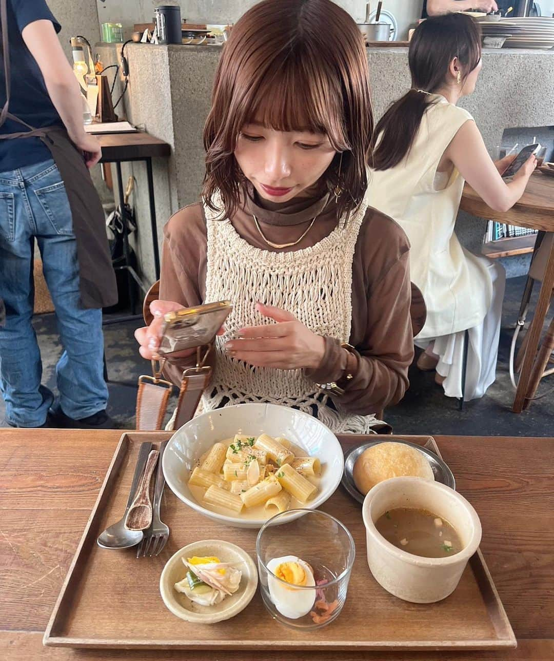 山田如凜さんのインスタグラム写真 - (山田如凜Instagram)「ㅤㅤㅤㅤㅤㅤㅤㅤㅤㅤㅤㅤㅤ 🏷 𝐒𝐀𝐍 （ @san_osaka） ㅤㅤㅤㅤㅤㅤㅤㅤㅤㅤㅤㅤㅤ 🕌 大阪府大阪市浪速区桜川3-2-1-2F 👟桜川駅 徒歩１分 🕰 11:00〜 closed：火曜日 ㅤㅤㅤㅤㅤㅤㅤㅤㅤㅤㅤㅤㅤ ・････━━━━━━━━━━━━━････・ ㅤㅤㅤㅤㅤㅤㅤㅤㅤㅤㅤㅤㅤ 📋ポルチーニとゴルゴンゾーラのリガトーニ　1350yen  ㅤㅤㅤㅤㅤㅤㅤㅤㅤㅤㅤㅤㅤ ・････━━━━━━━━━━━━━････・ ㅤㅤㅤㅤㅤㅤㅤㅤㅤㅤㅤㅤㅤ 大阪行った時のランチ 𓌉◯𓇋 ㅤㅤㅤㅤㅤㅤㅤㅤㅤㅤㅤㅤㅤ  平日だったけど満席で少しだけ待ったけど ビルの中にある こじんまりとしたお店で とても落ち着く雰囲気でした𓂃 ㅤㅤㅤㅤㅤㅤㅤㅤㅤㅤㅤㅤㅤ お目当てのリガトーニは想像以上に美味しくて 少しクセがあるけどゴルゴンゾーラのチーズが 大好きな人にはたまらないと思う ˎˊ˗ 付け合わせの副菜もオシャレで美味しくて 何よりパンもふわふわでゴルゴンゾーラの ソースにも とても合うしおかわりしたかった♥ ㅤㅤㅤㅤㅤㅤㅤㅤㅤㅤㅤㅤㅤ また食べたいな ~ ！！！ ㅤㅤㅤㅤㅤㅤㅤㅤㅤㅤㅤㅤ  #大阪旅行 #大阪観光 #大阪グルメ #大阪カフェ #大阪ランチ #桜川カフェ #桜川ランチ」10月13日 21時35分 - rin____1996