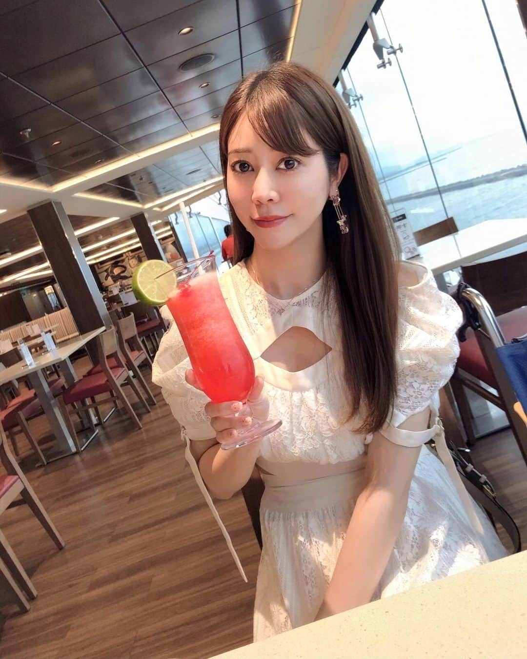 薄井美樹さんのインスタグラム写真 - (薄井美樹Instagram)「． かわいいお酒🍹💕」10月13日 21時37分 - mikiusui_211