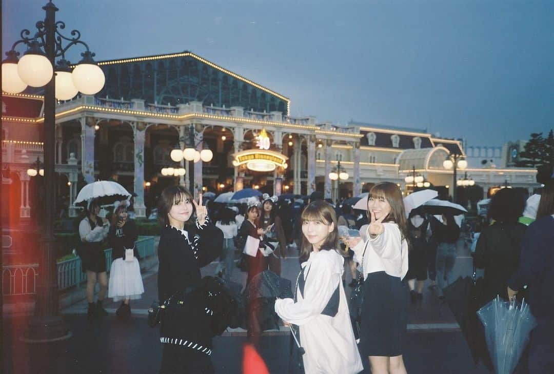 豊永阿紀のインスタグラム：「よんひきのこいぬ この日の写真も動画も可愛すぎてずっと見ちゃう  #1047camera」