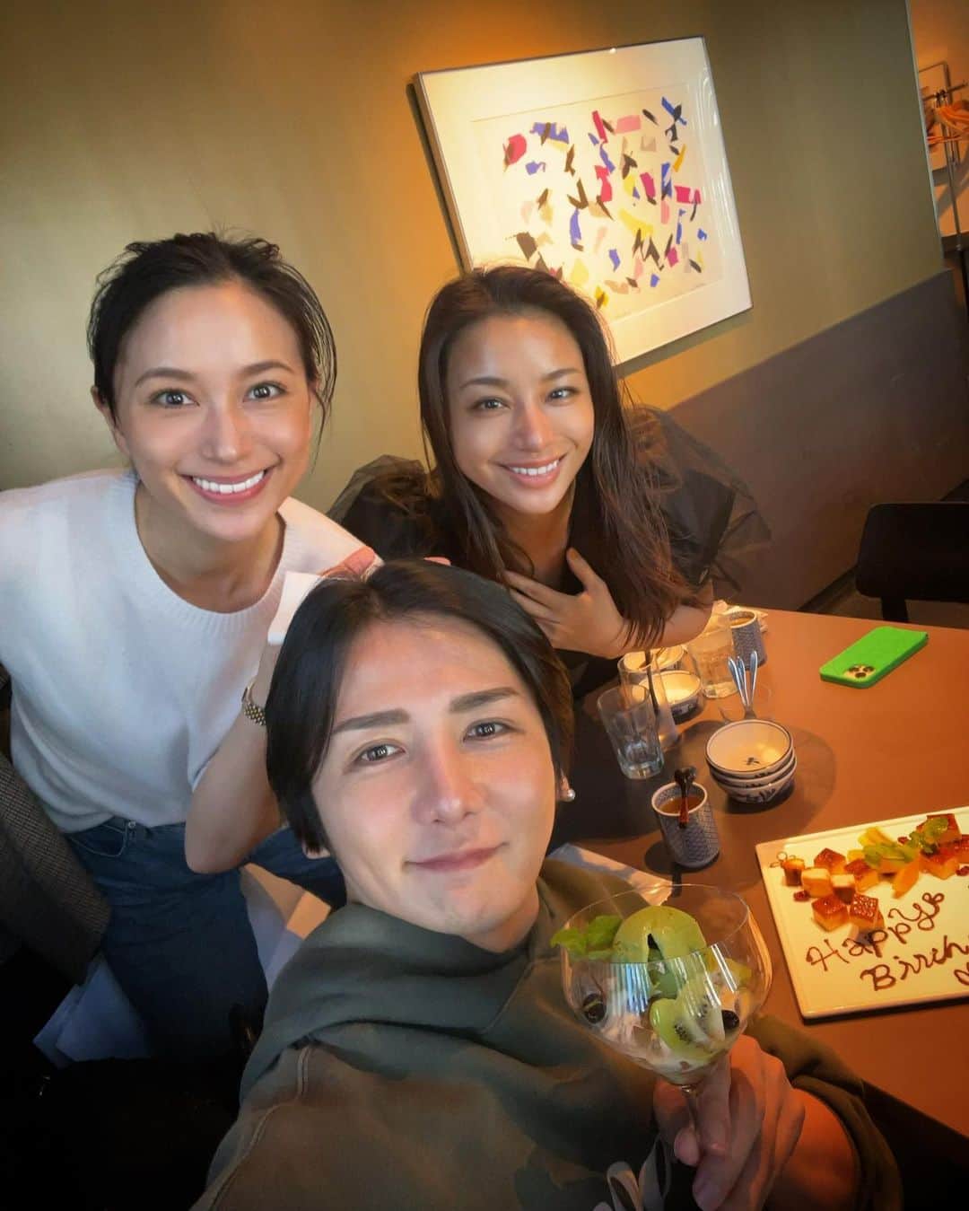 ミッチーのインスタグラム：「👨‍👧‍👧❤️‍🔥  @maryjuntakahashi  @takahashiyu.official  #FAM #LOVEONLY」