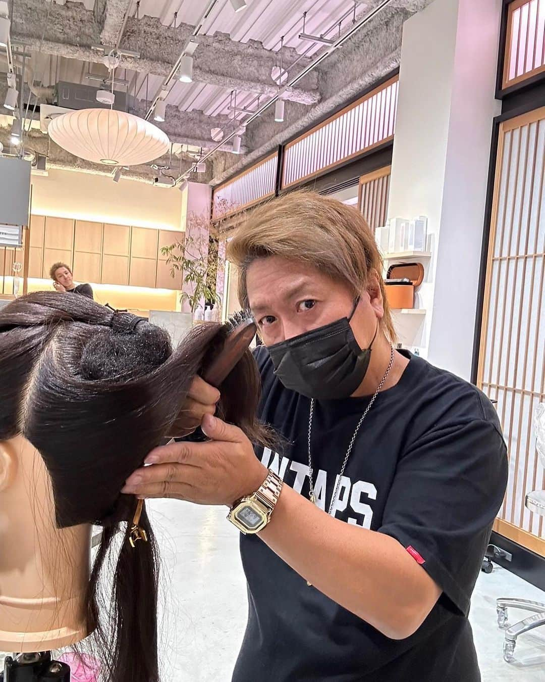 hair_ISMさんのインスタグラム写真 - (hair_ISMInstagram)「高崎の皆様、よろしくお願い致します🙇‍♂️🙏  来週は楽しみにしていた、群馬県高崎市のセミナーだ。💖💖 僕は高崎市のアーティストに憧れていたから毎回、 高崎はワクワクします。 高崎市の美容師の皆様、どうぞ宜しくお願いします。 皆様にお会い出来るのを楽しみにしております。 大好きなアーティスト達が生まれた場所で 一生懸命やらせて頂きます。✨✨🙇‍♂️  #山田かまち #boowy #布袋寅泰#氷室京介 #群馬県#群馬県高崎市 #群馬県美容室」10月13日 21時52分 - hair_ism