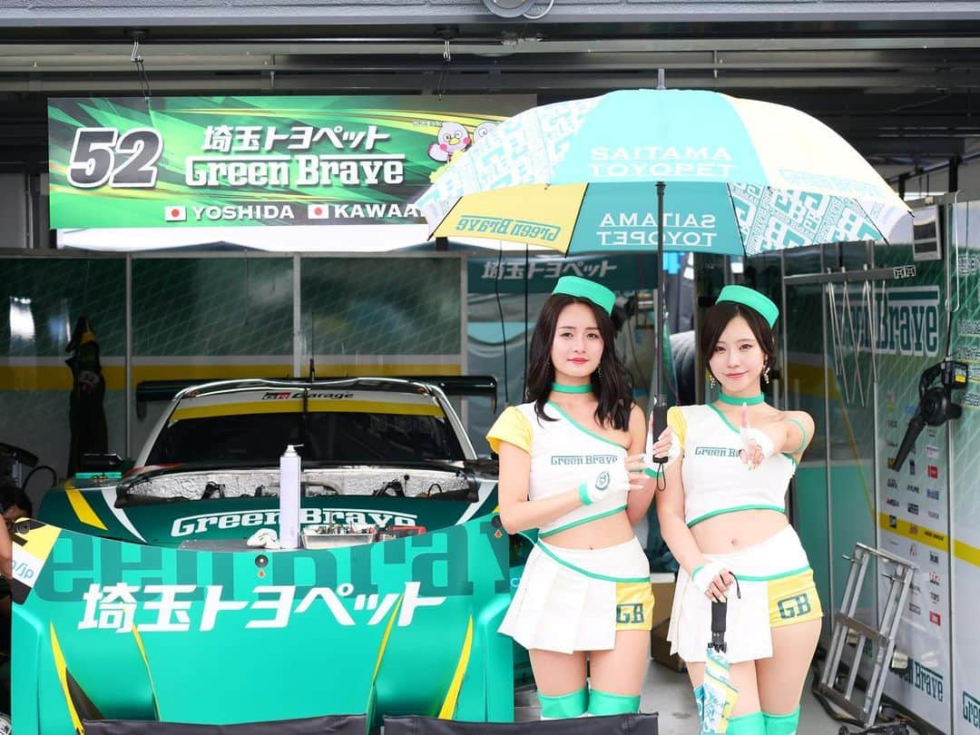 有栖未桜さんのインスタグラム写真 - (有栖未桜Instagram)「明日からSUPERGT Rd.7 オートポリス戦です🏎🏁  シリーズチャンピオン争いにおいて すごくすごく大切な1戦…！！！！！ 明日からの2日間ぜひGBへの熱い応援 よろしくお願いします🥹💚  #supergt #埼玉トヨペットgreenbrave #greenbrave #埼玉トヨペットサポーターズ2023  #レースクイーン #rq #コスプレイヤー #ショートカッ党 #ポートレートモデル #有栖未桜 #みおるー沼 #followme」10月13日 22時09分 - miiion_official