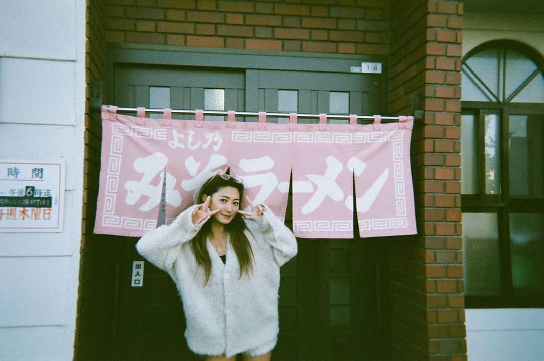 新谷伊沙李さんのインスタグラム写真 - (新谷伊沙李Instagram)「#写ルンです」10月13日 22時28分 - isarin_yoga