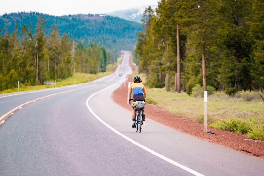 Fuji Bikesさんのインスタグラム写真 - (Fuji BikesInstagram)「Cross Country✔️ Cross Your State✔️ Across Town ✔️  All from the Comfort of the one, and only, Fuji Touring  #FujiBikes #Touring #TouringBikes #BikePacking #BikeTour #Bike #Travel #BikeTravel #BikeLife #BicycleTouring #TravelByBike #BikeWander」10月14日 8時01分 - fujibikes