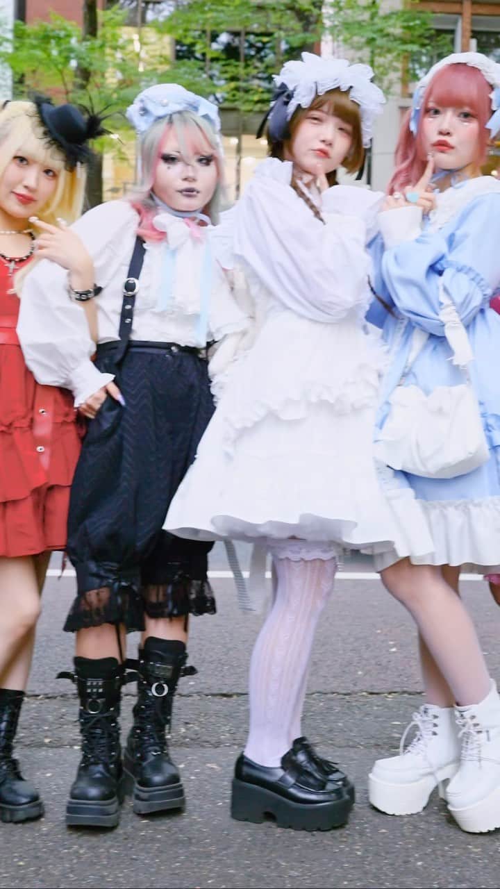 Harajuku Japanのインスタグラム：「Japanese Gothic & Lolita Street Styles in Harajuku, Tokyo  Please leave a comment and let us know what you think about these Harajuku gothic and lolita street styles!! Last weekend, we were lucky to run into this group of gothic and lolita/subculture fashion fans on the street in Harajuku. When we met, they were coming from a tea party organized by popular punk lolita fashion designer @_hi_hibiki, whose lolita fashion brand has the motto “I am so pretty and sweet. But that’s not all. I’m also mad and sad.”. There are some other young designers and creatives in this group as well, including Kyoppe, whose brand we’ve been following for years. Everyone is tagged below. Again, please leave a comment to let everyone know what you think of their gothic and lolita styles. Thank you for watching and for supporting Harajuku culture.  People featured in this video @bemine_yuuka @kr__ox @bemine_riko @kyopppe @ufnqa @_hi_hibiki (in @morpho_hh) @pinnkcandy @lil_u_rich @reinadelic @gomi66.6 @_.qxx0 @l0v3kitty  #lolitafashion #gothiclolita #JapaneseStreetwear #streetstyle #streetfashion #fashion #style #HarajukuFashion #JapaneseFashion #Japan #Tokyo #TokyoFashion #原宿 #ロリータ #kawaii #gothfashion #gothgirls #gothicfashion #Y2KAesthetic #Harajuku #ファッション #fashion」