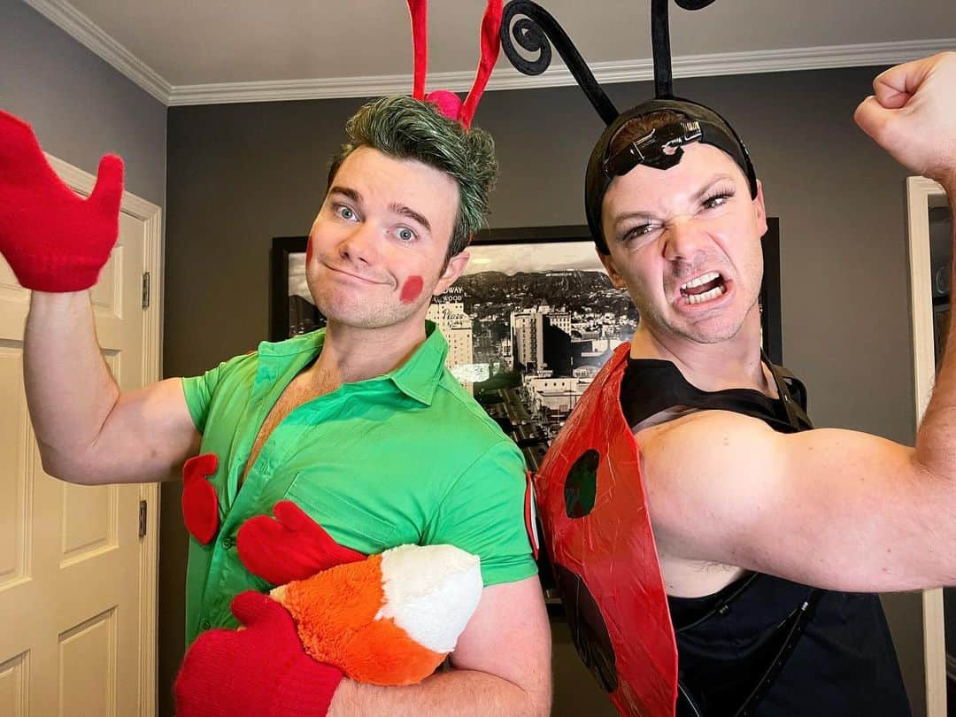 クリス・コルファーさんのインスタグラム写真 - (クリス・コルファーInstagram)「And they say masculinity is dead. #Halloween2023」10月14日 8時38分 - chriscolfer