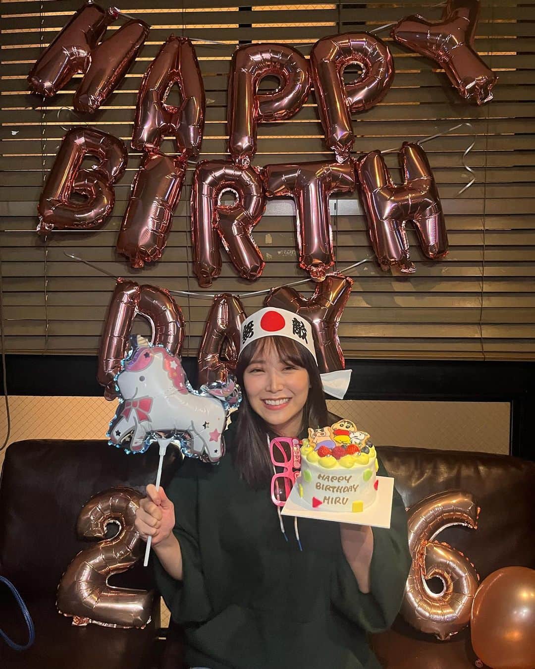 白間美瑠さんのインスタグラム写真 - (白間美瑠Instagram)「26歳になりました🤭 本当に幸せいっぱいです。幸せをお返しできるように全力で頑張ります！本当に、ありがとうございます🫶🫶🫶🫶🫶」10月14日 0時28分 - shiro36run