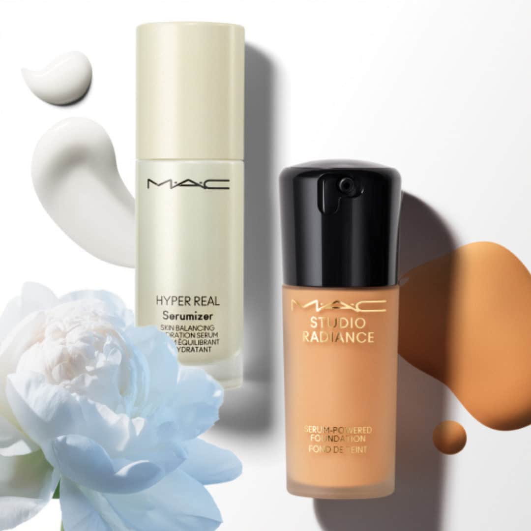 M·A·C Cosmetics Deutschlandのインスタグラム：「Power Couple! 💥 Mit unserem #MACHyperReal Serumizer und unserer #MACStudioRadiance #SerumPowered Foundation als unschlagbares Duo holst Du Dir die Extra-Portion Feuchtigkeit und den ultimativen Glow-Boost 💦✨」