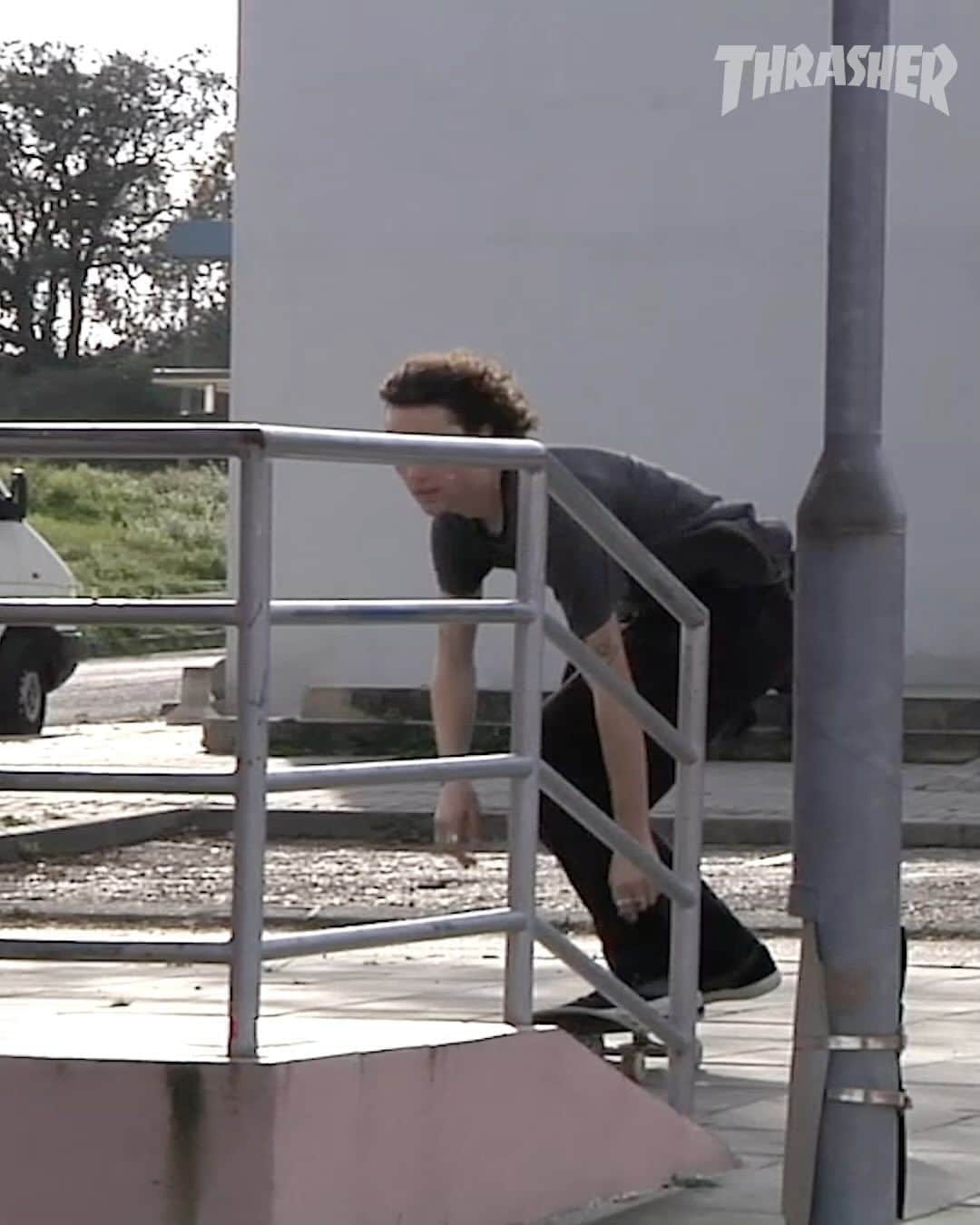 スラッシャーのインスタグラム：「🚨 @bradenhoban drops the hammer in @geometricskateshop’s ALL STARS video 📺✨」