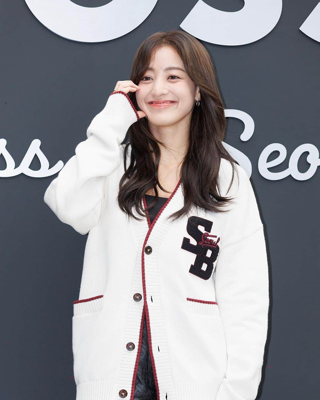 TWICEさんのインスタグラム写真 - (TWICEInstagram)「Jihyo at the Boss Korea exclusive  Collection Launch event   #TWICE #JIHYO」10月14日 1時19分 - twicenews