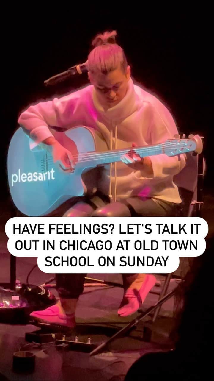 カーキ・キングのインスタグラム：「Two shows! Don't miss! Sunday 10/15 @oldtownschool」