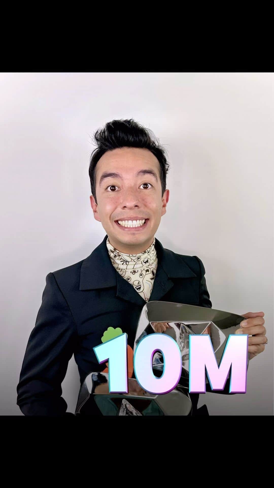 YouTubeのインスタグラム：「a channel so nice we had to reward it twice🏆🏆 @amirodriguezz🎉   un canal tan bueno que tuvimos que premiarlo dos veces 🏆🏆@amirodriguezz🎉」