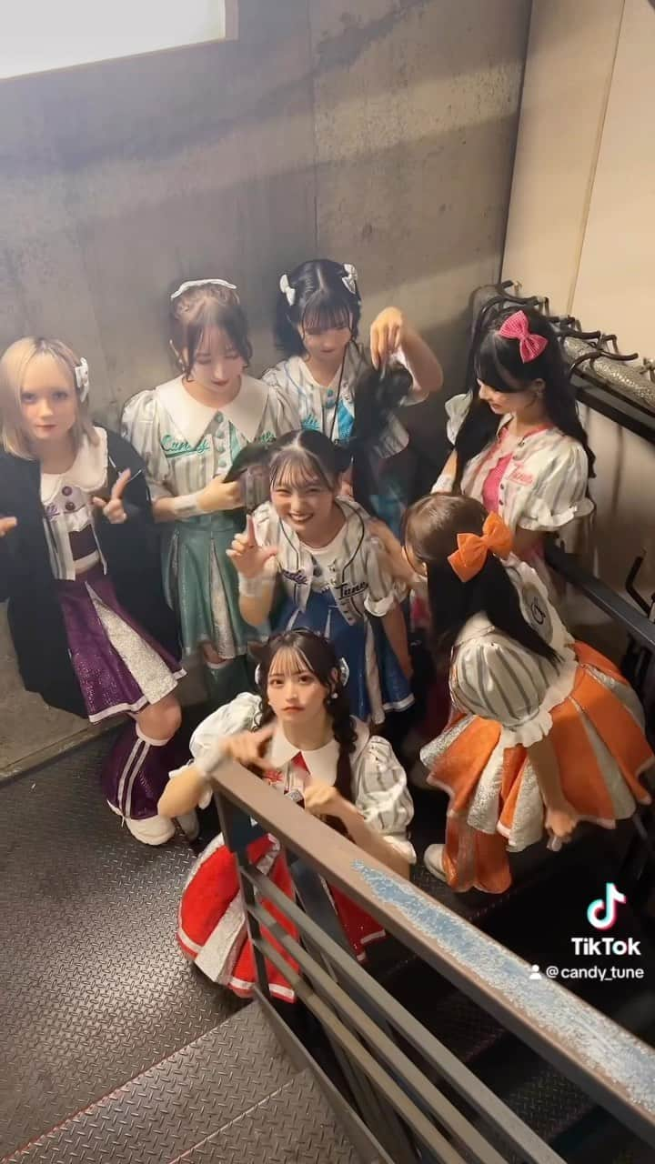 CANDY TUNEのインスタグラム：「ポニーテールとツインテどっちが好き？ #CANDYTUNE #きゃんちゅー」