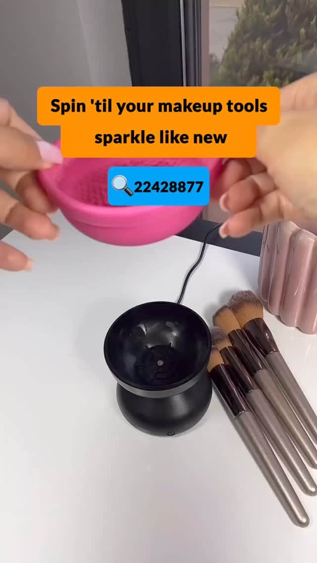 SHEINのインスタグラム：「Spin 'til your makeup tools sparkle like new! 💫 Our rechargeable cleaner features 100RPM and soft silicone designed to remove deep dirt buildup without damaging your bristles 🖌️✨ @promosdebeauty  🔎 22428877   #SHEIN #SHEINforAll #SHEINstyle #fashion #chic #saveinstyle」