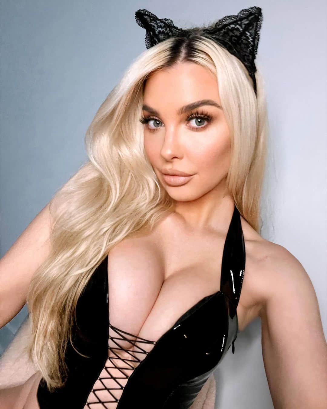 エミリー・シアーズのインスタグラム