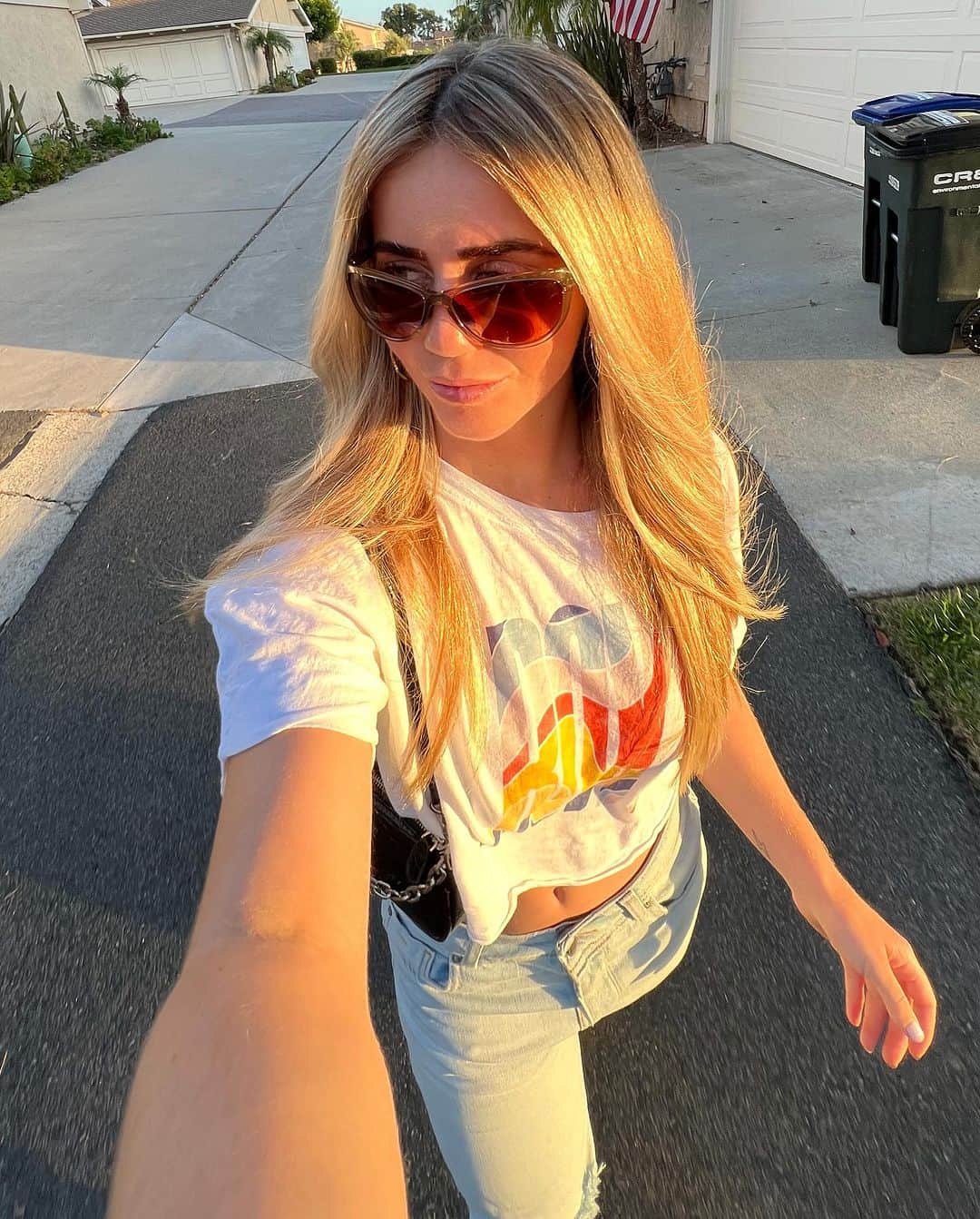 キャロライン・マークスのインスタグラム：「<3」