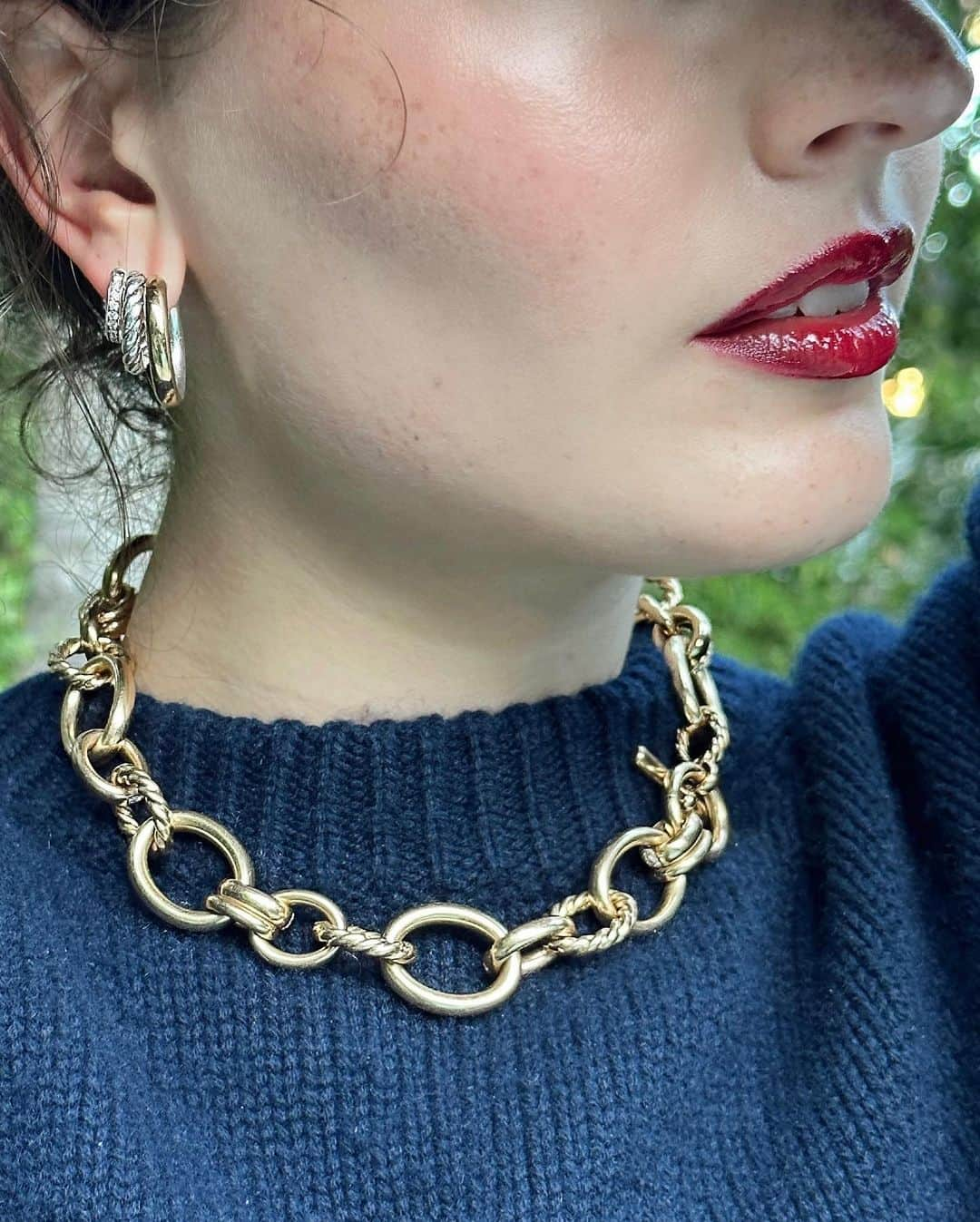 ジェシカ・ジェーン・クレメントさんのインスタグラム写真 - (ジェシカ・ジェーン・クレメントInstagram)「Mixed-metals meet a modern interpretation of a classic chain for @davidyurman’s Mercer collection. I’m loving how effortlessly these pieces elevate even the most simple outfit #dypartner」10月14日 4時00分 - jessicaclements