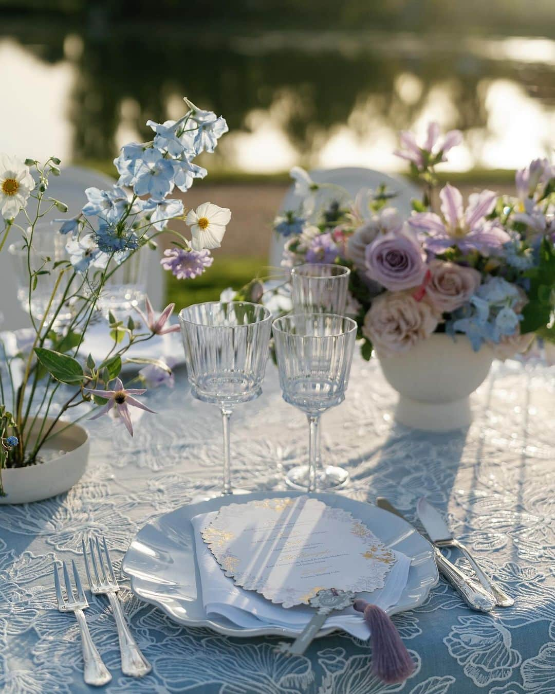 Veronica Halimさんのインスタグラム写真 - (Veronica HalimInstagram)「Sophie & David's wedding day was effortlessly soft and romantic with Parisian influences. Light colors of sage, French green, lilac, French blue, and muted dusty blue were infused in the decor in a way that remained classic — achieving a timeless yet stately aesthetic.  @capucineatelierfloral exceptionally complemented the aesthetic with gorgeous blooms that elevated the decor while the menus and escort display by @truffypi beautifully enhanced the Parisian elements.  Planning and Design @laurynprattes | Photography @abbyjiu | Venue @chateau_de_villette | Caterer @grandchemintraiteur | Beauty Team @alesiasolo_muah | Florals @capucineatelierfloral | Stationery @truffypi | Rentals @nuagedesignsinc @theonicollection @maison_options | Decor @atawaevent | Cake @syniesparis | Entertainment @damien.keys | Transportation @blackroadlimo | Bride @sgeschwind13   #pariswedding #parisfrance #chateaudevillette #chateaudevillettewedding #realbride #francewedding #weddingvenues #franceweddingvenue #luxuryeventplanning #destinationwedding #weddingflowers #weddingtable #luxurywedding #weddingdetails #weddingdecor #receptiondecor #weddingday #weddingideas #weddingdecoration #weddinginspiration #weddingcenterpiece #weddingflowers #weddingtent #gardenwedding #tentedwedding #outdoorwedding #eventdesign #weddingphotography #eventdecor #weddingwednesday」10月14日 4時09分 - truffypi