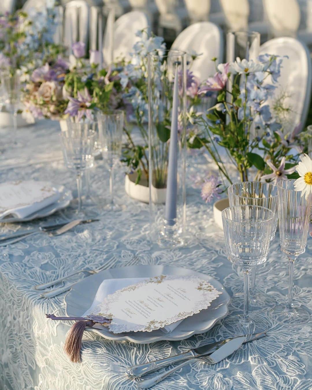 Veronica Halimさんのインスタグラム写真 - (Veronica HalimInstagram)「Sophie & David's wedding day was effortlessly soft and romantic with Parisian influences. Light colors of sage, French green, lilac, French blue, and muted dusty blue were infused in the decor in a way that remained classic — achieving a timeless yet stately aesthetic.  @capucineatelierfloral exceptionally complemented the aesthetic with gorgeous blooms that elevated the decor while the menus and escort display by @truffypi beautifully enhanced the Parisian elements.  Planning and Design @laurynprattes | Photography @abbyjiu | Venue @chateau_de_villette | Caterer @grandchemintraiteur | Beauty Team @alesiasolo_muah | Florals @capucineatelierfloral | Stationery @truffypi | Rentals @nuagedesignsinc @theonicollection @maison_options | Decor @atawaevent | Cake @syniesparis | Entertainment @damien.keys | Transportation @blackroadlimo | Bride @sgeschwind13   #pariswedding #parisfrance #chateaudevillette #chateaudevillettewedding #realbride #francewedding #weddingvenues #franceweddingvenue #luxuryeventplanning #destinationwedding #weddingflowers #weddingtable #luxurywedding #weddingdetails #weddingdecor #receptiondecor #weddingday #weddingideas #weddingdecoration #weddinginspiration #weddingcenterpiece #weddingflowers #weddingtent #gardenwedding #tentedwedding #outdoorwedding #eventdesign #weddingphotography #eventdecor #weddingwednesday」10月14日 4時09分 - truffypi