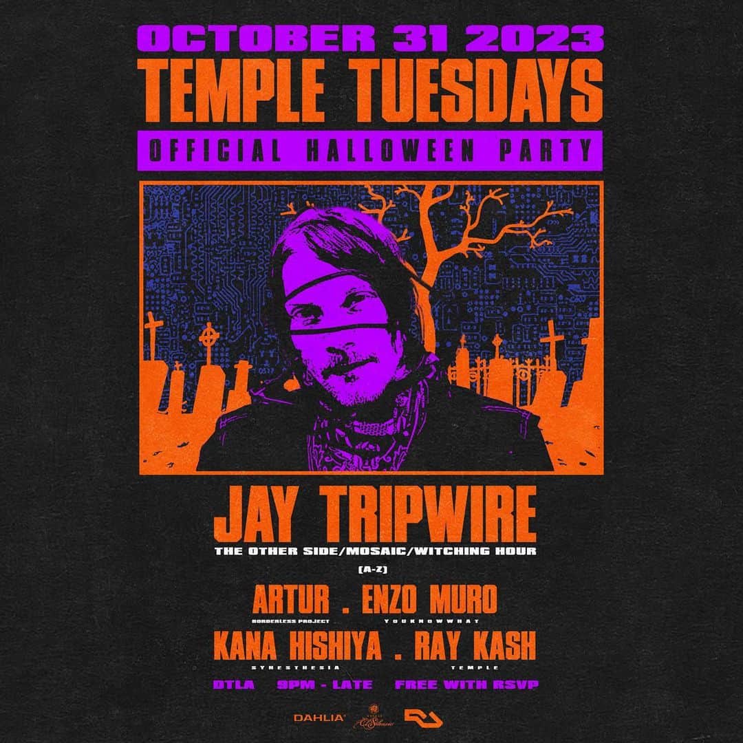 KanaKatanaのインスタグラム：「It's all treat here with @jaytripwire and the fam this Halloween. 🎃🎶👻   #halloween #music #trickortreat #partyplan」