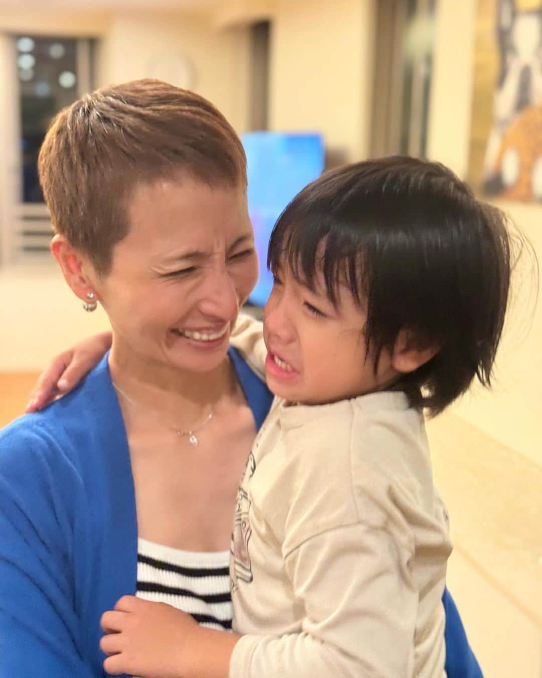 涼紫央のインスタグラム