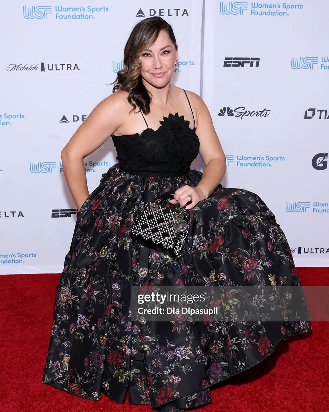アラナ・ニコルズのインスタグラム：「When life is a dream and you’re the actual belle of the ball🌹  @dior @drewfrivera @womenssportsfoundation #WSFAnnualSalute」