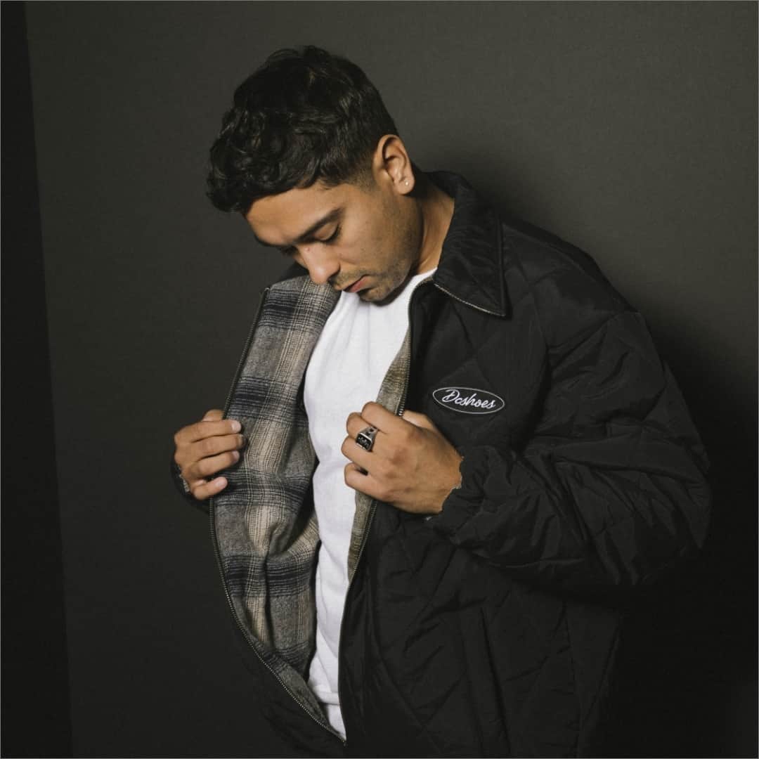 DCシューズのインスタグラム：「@thomasdritsas in this season's Hat Trick Reversible Bomber Jacket   Check the Fall Men's Apparel Collection now at the link in bio.」
