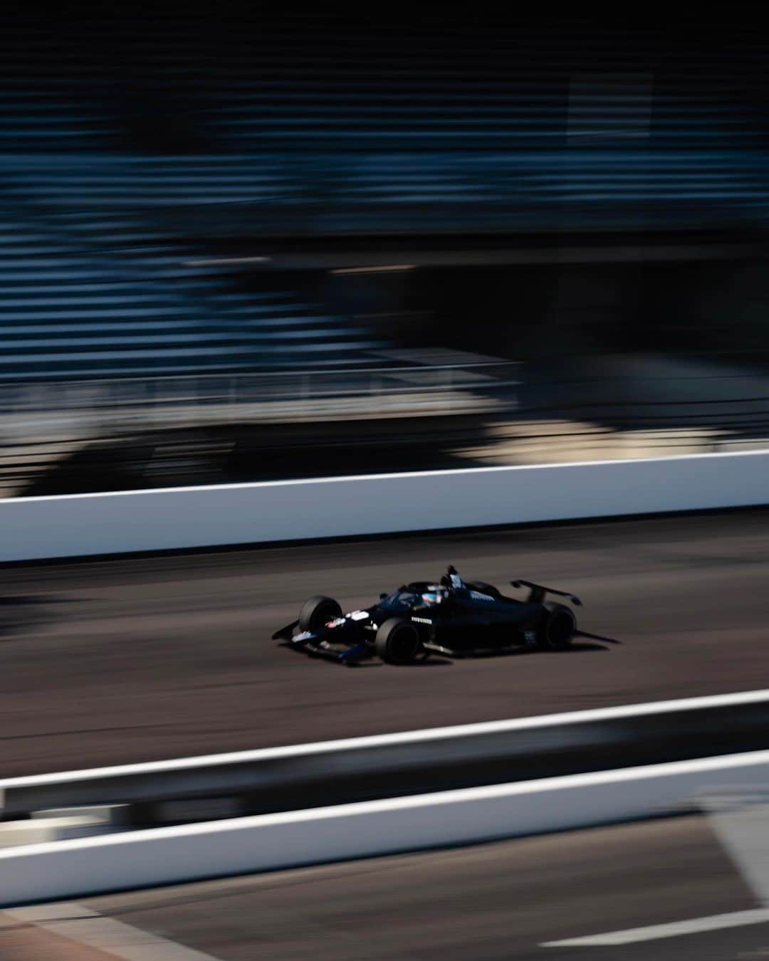 マーカス・エリクソンさんのインスタグラム写真 - (マーカス・エリクソンInstagram)「First day at the new gig ✅  And it couldn’t feel more right starting this new chapter of my career at the @indianapolismotorspeedway 🤩. Great day! Exciting times ahead 🚀🏁 @andrettiindy #INDYCAR」10月14日 7時27分 - ericsson_marcus