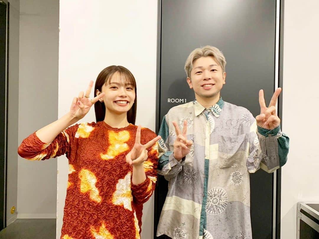 宗本康兵のインスタグラム：「足立佳奈さんツアー 東京初日2公演でした！ そして今日はかなちゃんの誕生日 おめでとう！！ #足立佳奈 #宗本康兵」