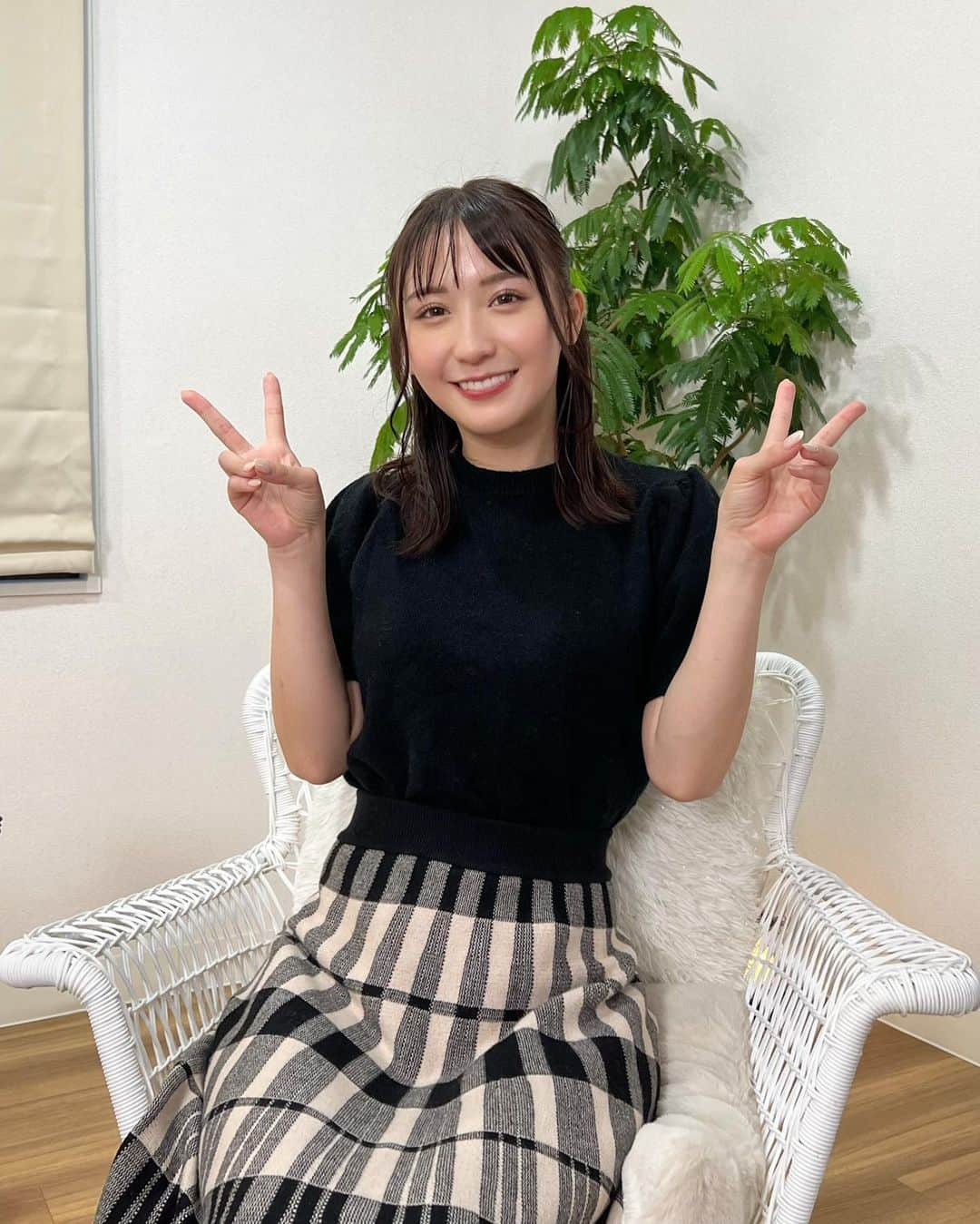 伊藤愛真さんのインスタグラム写真 - (伊藤愛真Instagram)「オッズパークライブ7時間配信！ ありがとうございました💓 . めちゃくちゃ笑って楽しかった😋 5/12R当てた！！けどがみがみ！笑 またリベンジしたいなあ✨」10月14日 17時39分 - __emagram