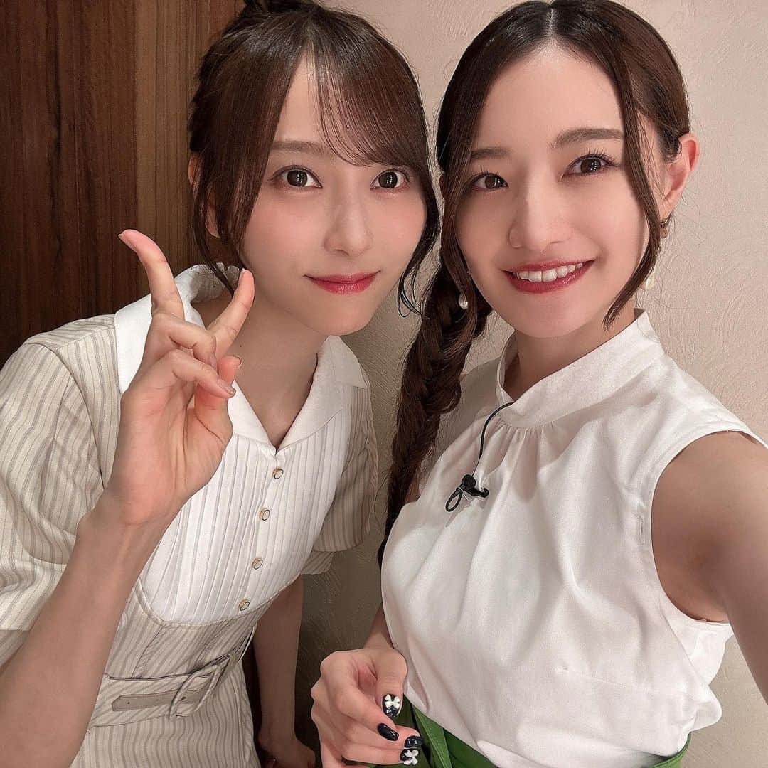 中田花奈さんのインスタグラム写真 - (中田花奈Instagram)「本日14日（土）24時〜 『かなりんのトップ目とれるカナ？』 先週の再放送です！  応援ゲストは #乃木坂46 #弓木奈於 ちゃん  エンディングは さっほーと となりのバナナ/AKB48 歌わせてもらいました🍌🐒   29の大人が歌わせてもらってます🙈  #長澤茉里奈  #akb48 #岩立沙穂  #永野芹佳  #平成ノブシコブシ #徳井健太  #岡田紗佳」10月14日 17時40分 - nakadakana_official