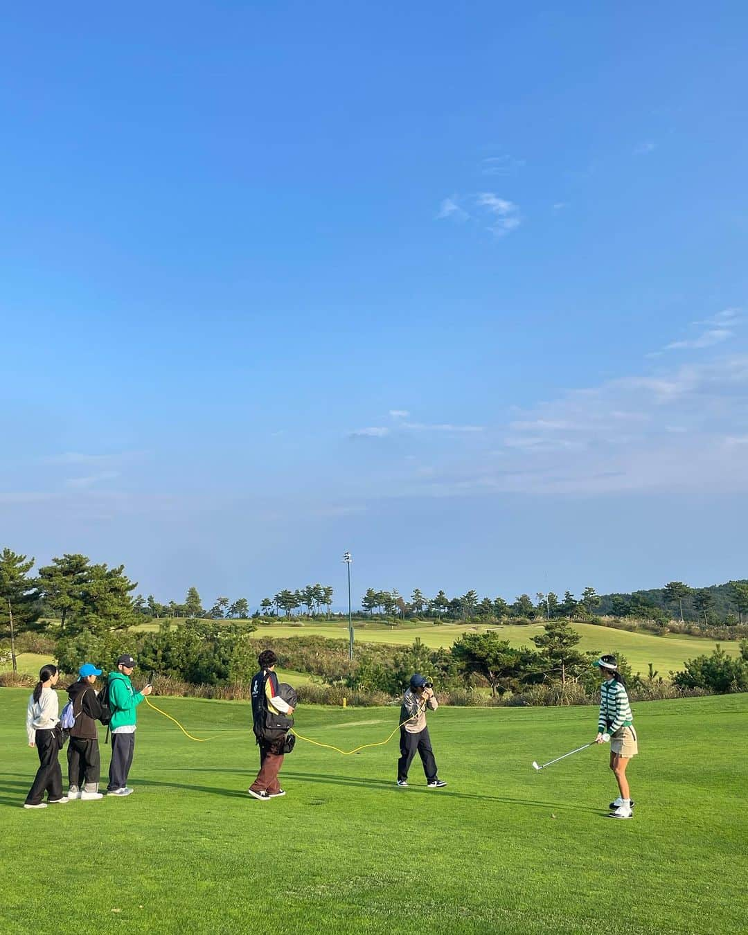 ヒョニ・カンさんのインスタグラム写真 - (ヒョニ・カンInstagram)「올 가을겨울은 @thecartgolf 옷입고 라운딩가자 ⛳️ with 내사랑 @thegreencup.official 💚 . #THECARTDROP #THECARTGOLF #더카트드롭 #더카트골프 #더그린컵매거진」10月14日 18時02分 - hyoni_kang