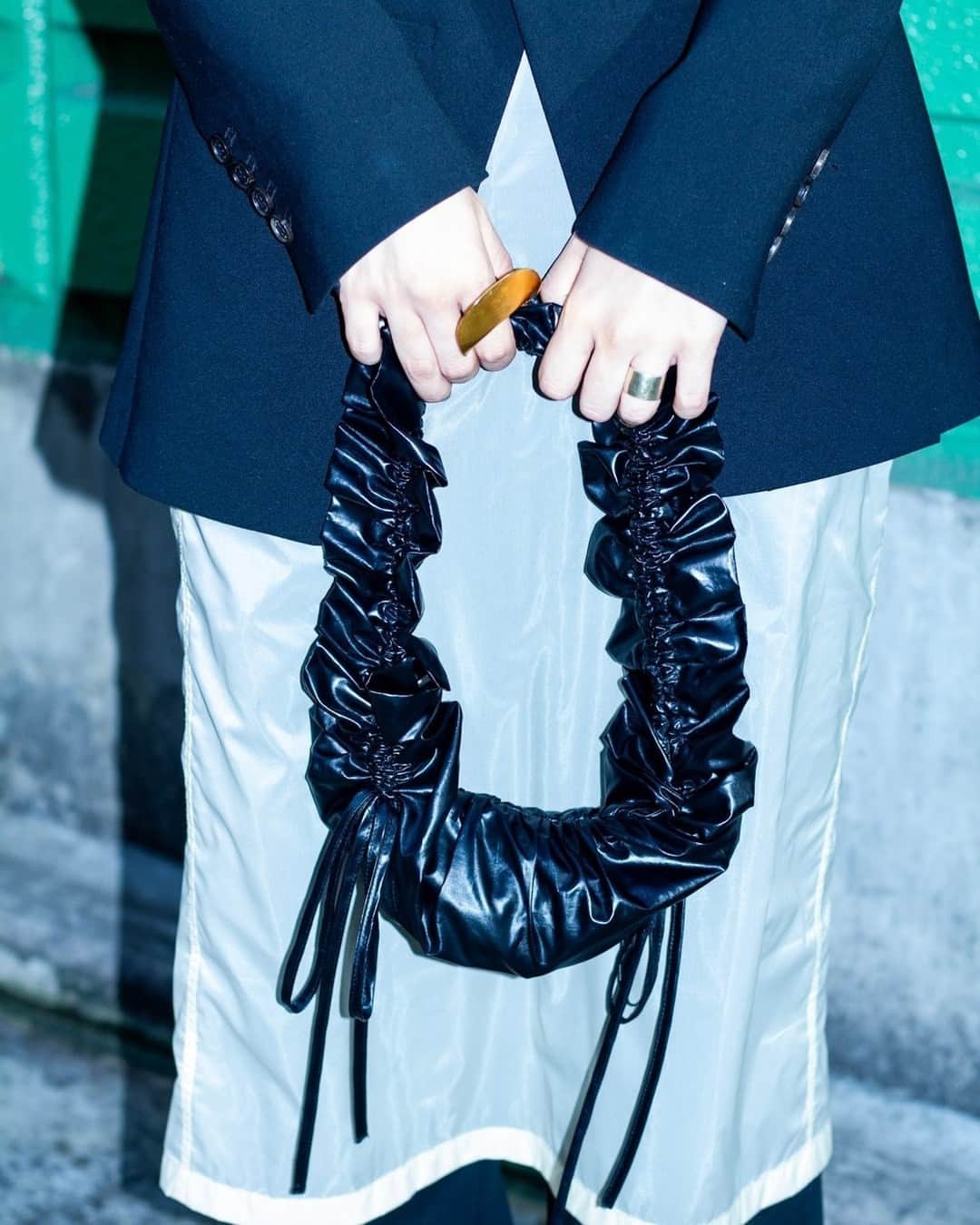 Fashionsnap.comさんのインスタグラム写真 - (Fashionsnap.comInstagram)「Name: 小倉⁠ Age: 30⁠ Occupation: 会社員⁠ ⁠ Jacket #COPERNI⁠ Pants #DIONLEE⁠ Bag #OperaSPORT⁠ Shoes #JILSANDER⁠ Ring #goen⁠ ⁠ Photo by @i_am____yokota⁠ ⁠ #スナップ_fs #fashionsnap #fashionsnap_women」10月14日 18時00分 - fashionsnapcom