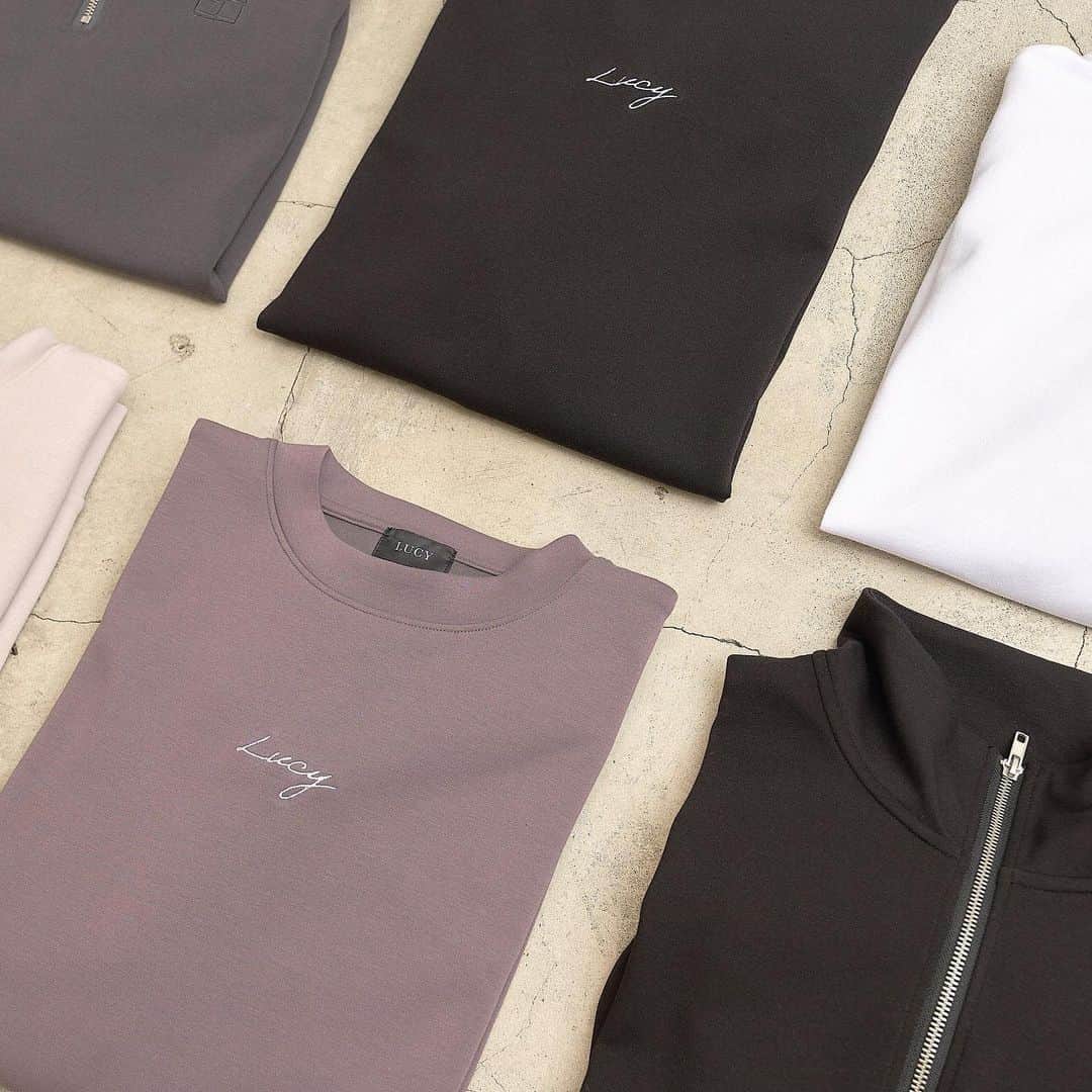 WEGOのインスタグラム：「AIRFUNCTION ITEM  ✔︎AIRFUNCTIONシンプルロゴロンT ¥2,749(tax in) ✔︎AIRFUNCTION刺繍ハーフジップPO ¥4,399(tax in)  人気のAIRFUNCTIONシリーズから新作が登場。  #WEGO #ウィゴー #AIRFUNCTION #ロンT #秋服 #秋コーデ」