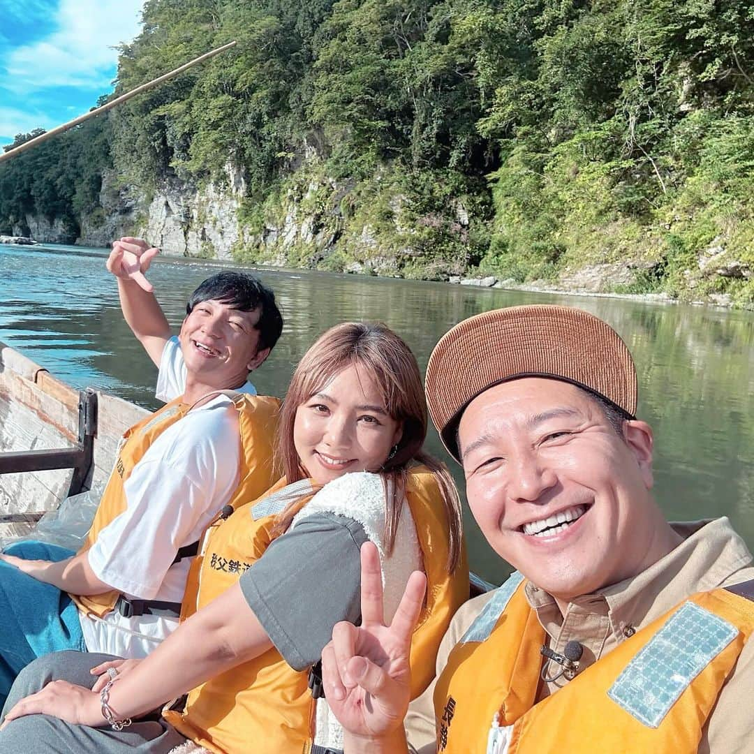 長田庄平のインスタグラム：「同期  #くるま温泉ちゃんねる」