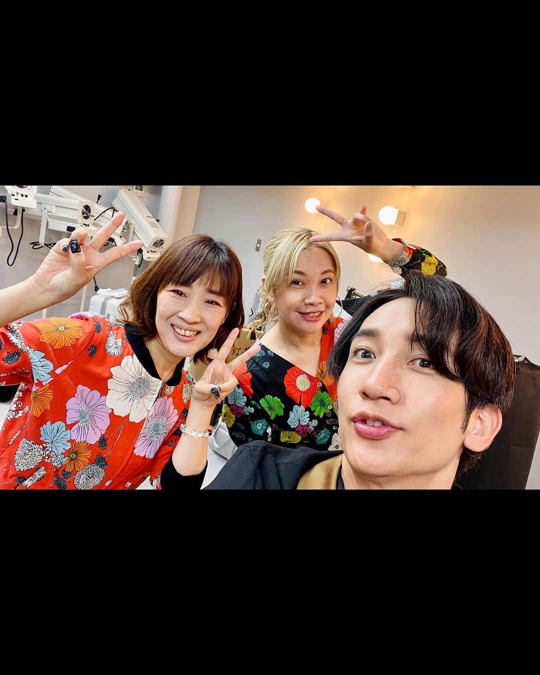 のインスタグラム：「#cofufunfes #コフフンフェス  花*花のお二人と🌸  美しいハーモニーと優しい音色に泣く人続出… ライブの、音の力を感じました。」